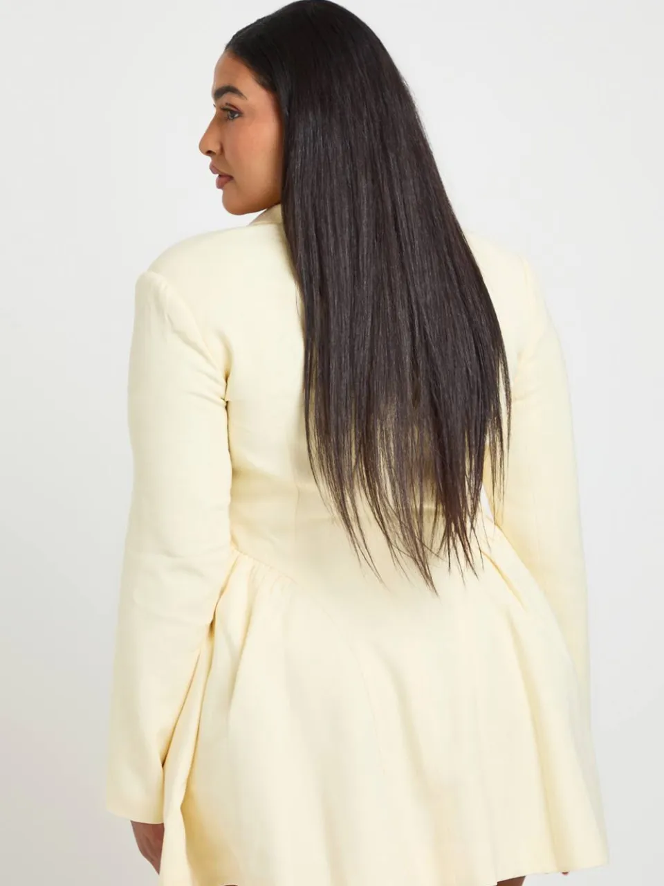 boohoo Dames Plus Skater Rok Blazer Jurk boter, foto 2