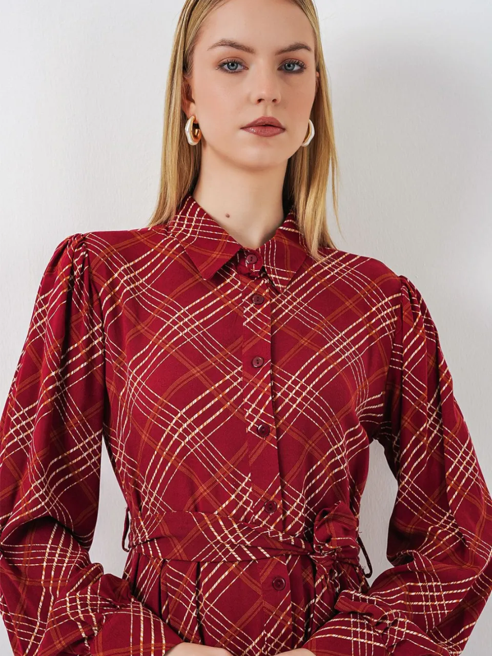 Big Dart Geklede Midi Shirtjurk met Knoopsluiting bordeauxrood, foto 2