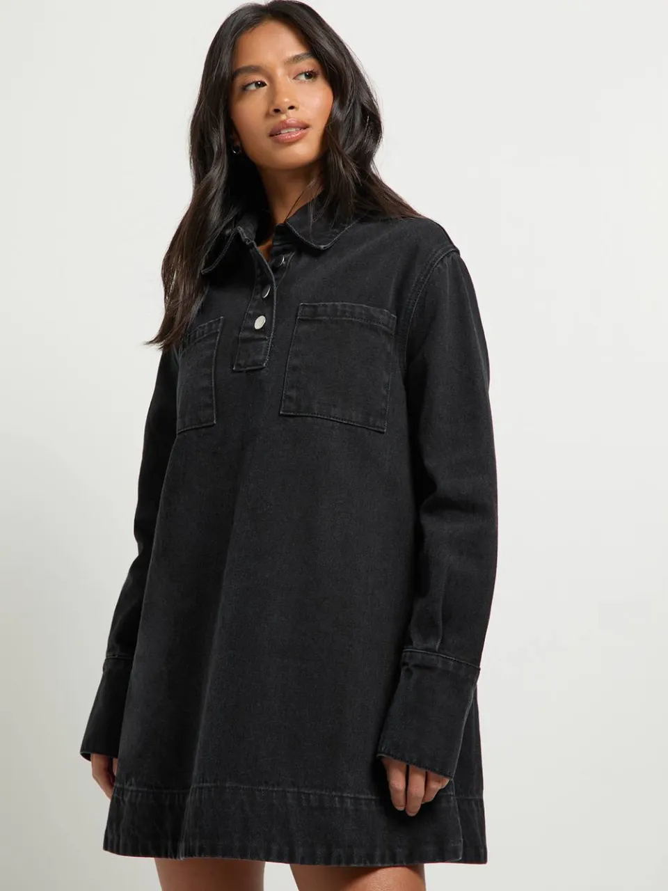 boohoo Dames Petite denim jurk met lange mouwen, foto 2