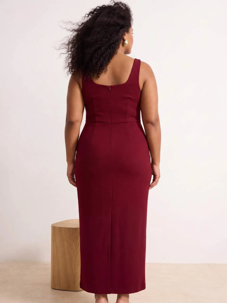 Trendyol Curve Dames Bordeaux Gestructureerd Midi Mouwloos Bodycon Grote maten Jurk, foto 2