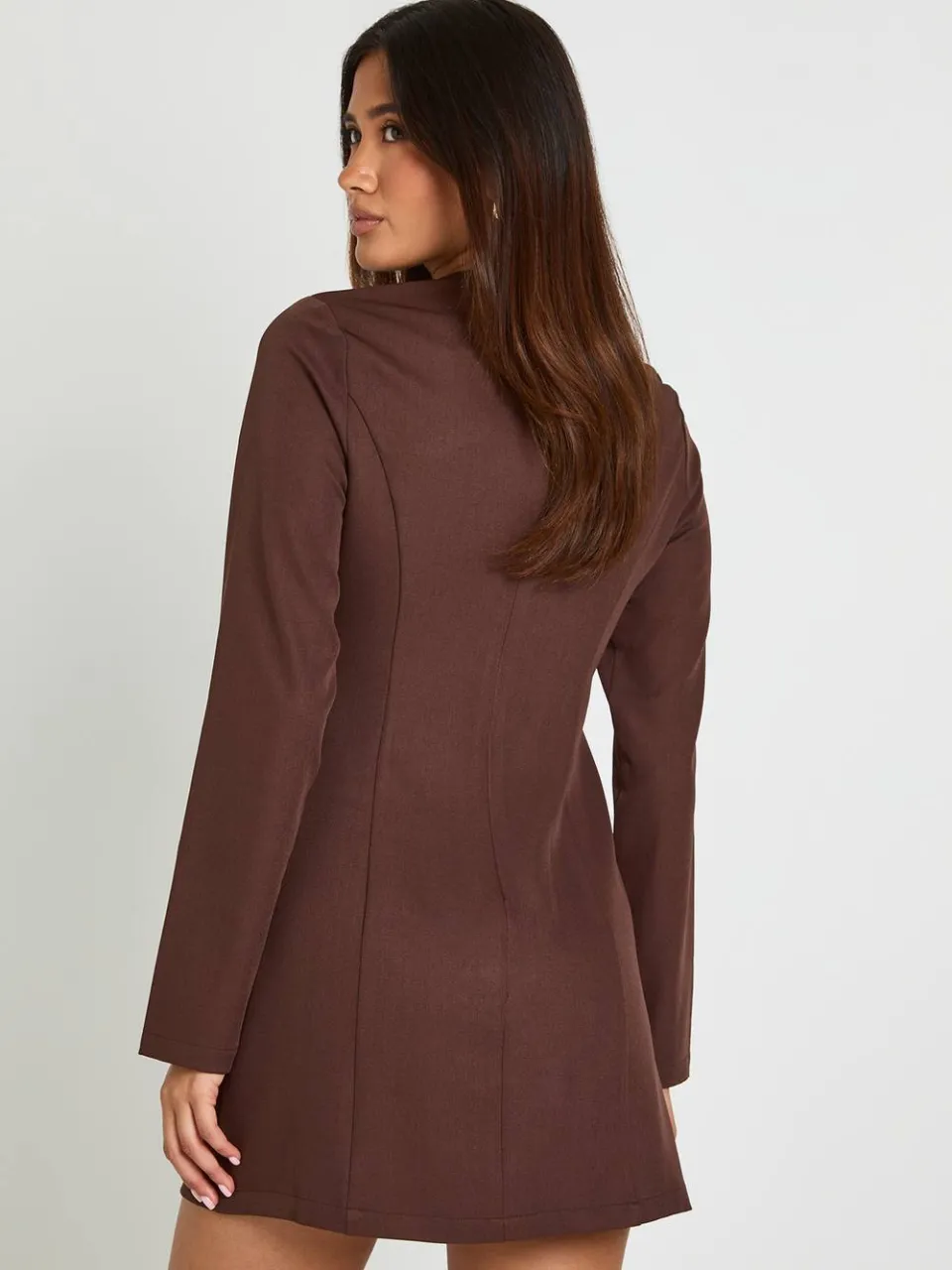 boohoo Dames Getailleerde A-lijn Mini Jurk Met Lange Mouwen chocoladebruin, foto 3