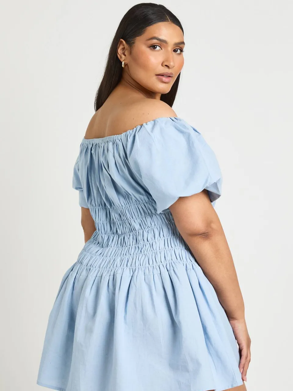 boohoo Dames Plus Linnen-look Mini Jurk Met Pofmouwen En Gerimpelde Bovenkant pastelblauw, foto 2