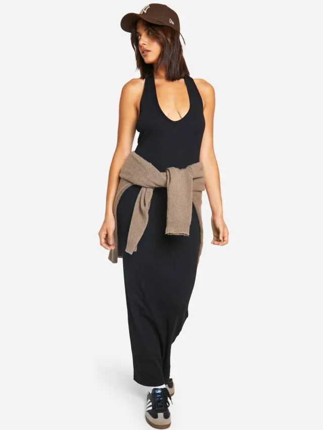 boohoo Dames Basic Rib Plunge Halter Maxi Jurk Zwart