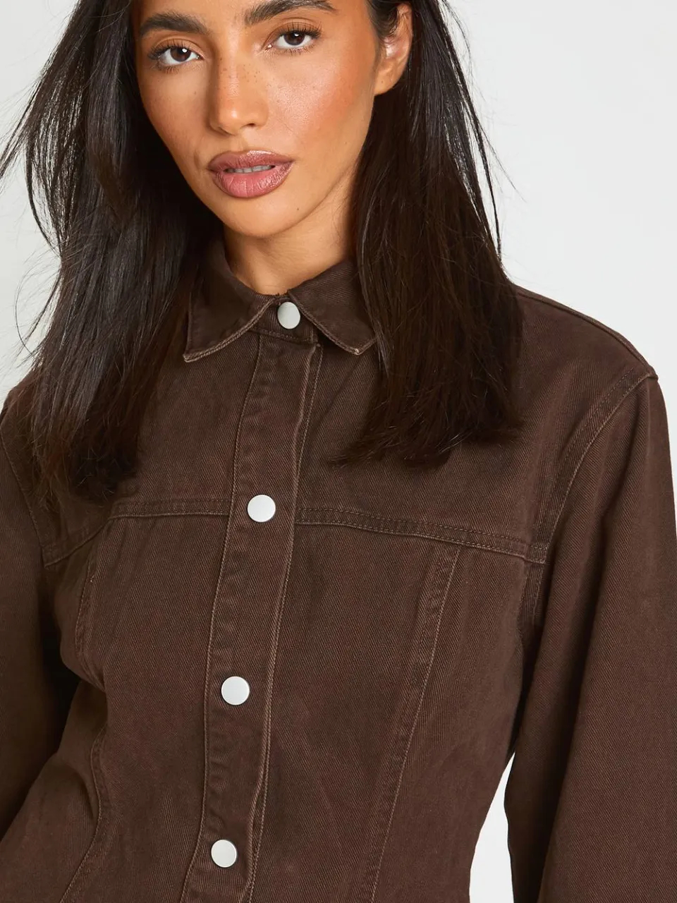 boohoo Dames Denim Jurk Met Lange Mouwen En Getailleerde Taille, foto 4