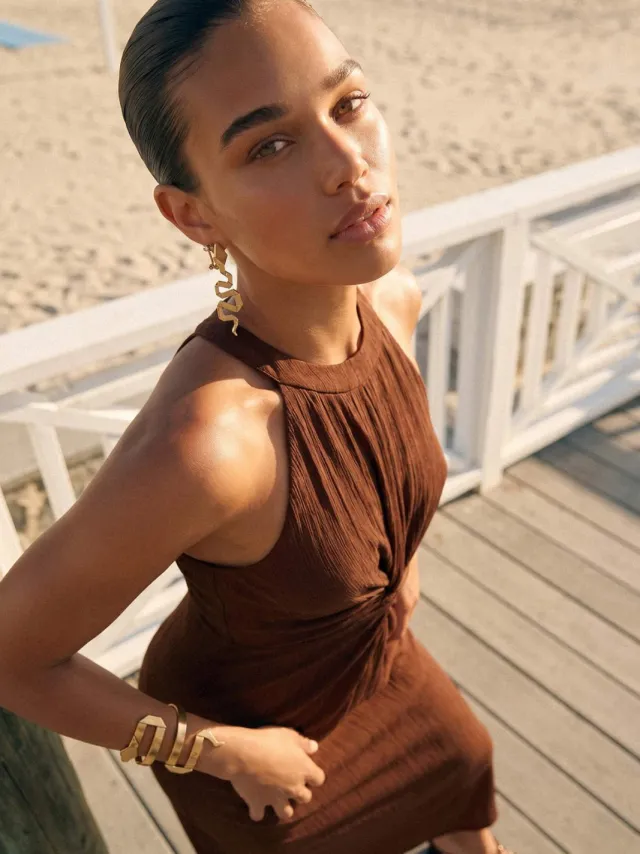 Trendyol TRENDYOLMİLLA Dames Bruin Effen Midi Mouwloos Casual A-lijn Jurken