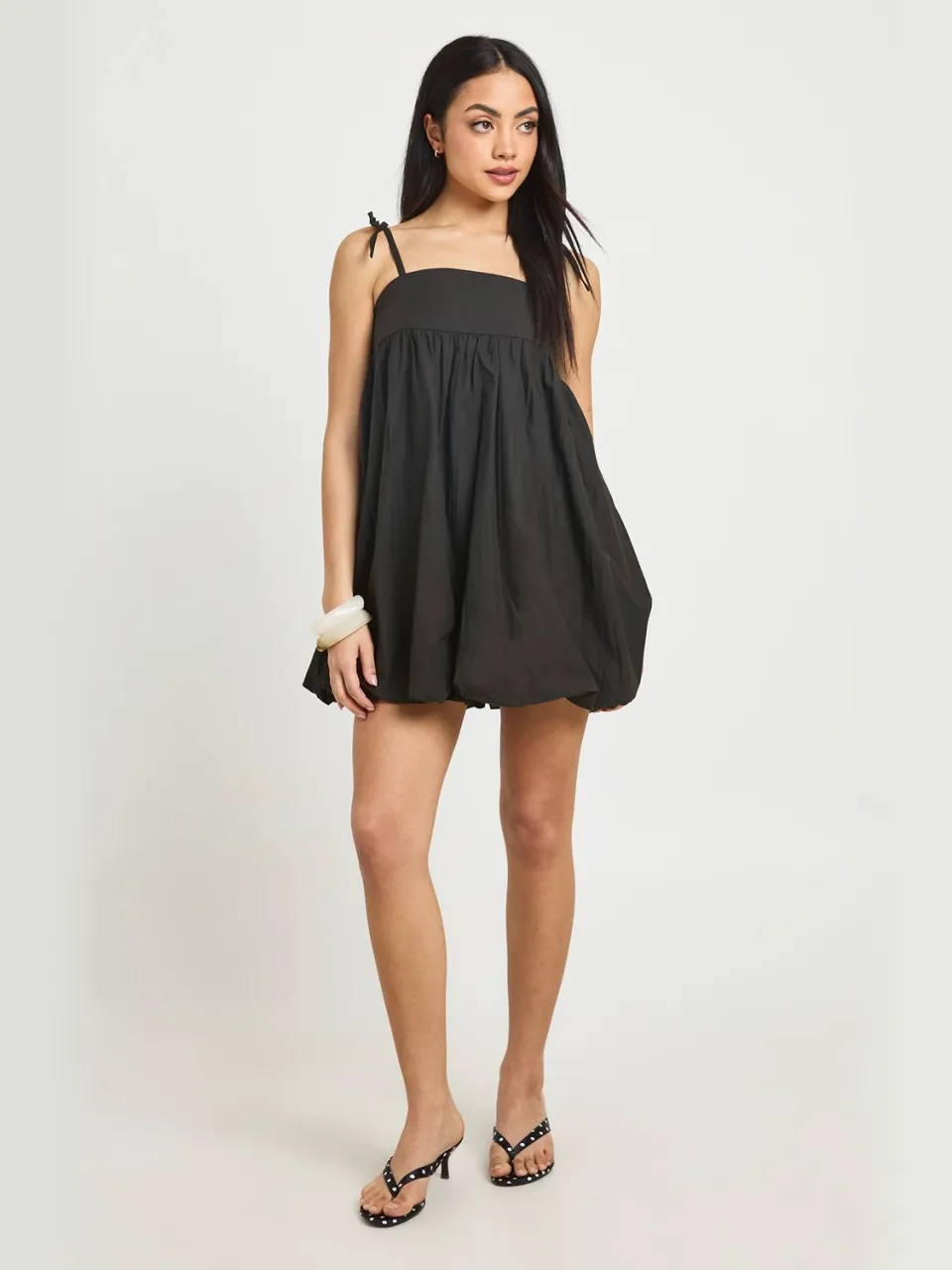 boohoo Dames Katoenen Popeline Pofbal Mini Jurk zwart, foto 3