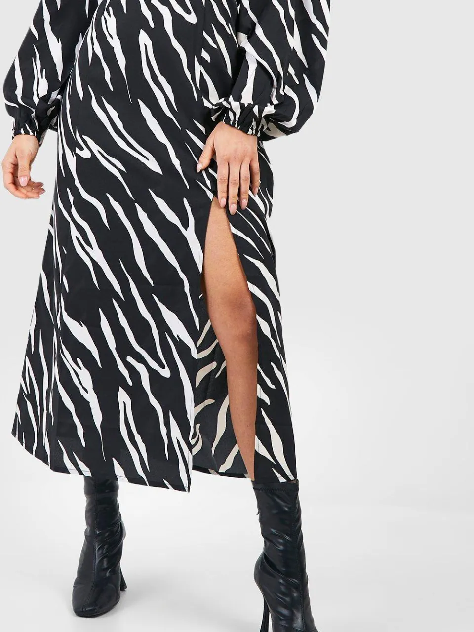 boohoo Dames Petite Dierenprint Blouson Mouw Midaxi Jurk zwart, foto 4
