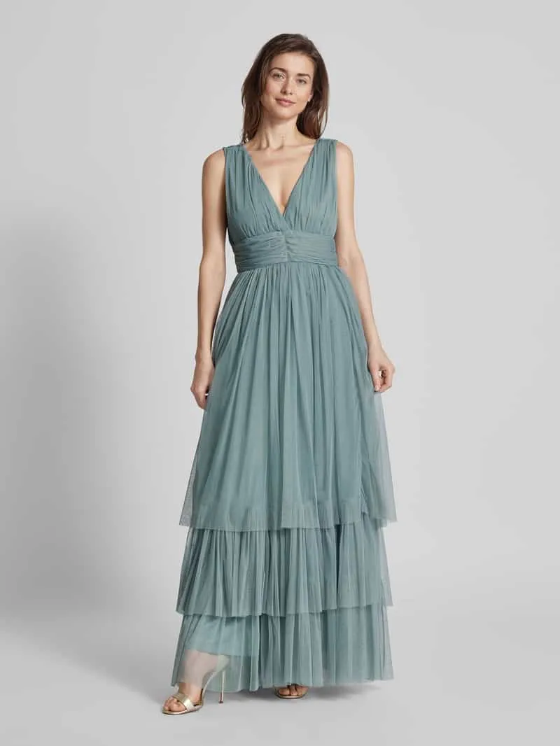 Lace & Beads Avondjurk in laagjeslook Groen