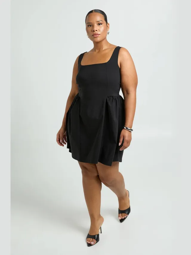 boohoo Dames Plus Bengaline Bow Back Skater Jurk Zwart