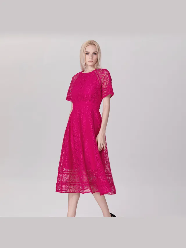 Smart & Joy Uitlopende jurk en versieringen van kant Fuchsia