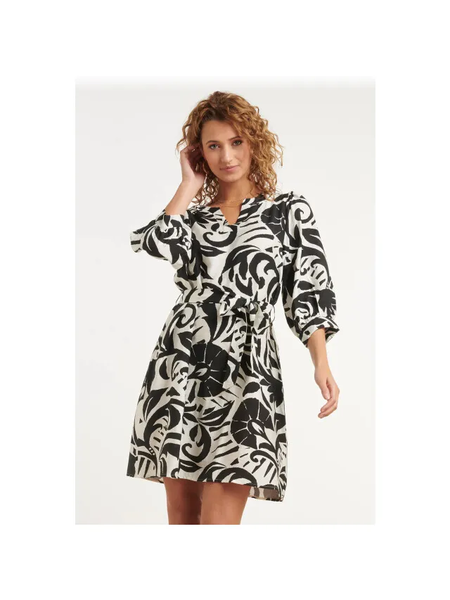 Smashed Lemon Zwart-witte jurk met grafische print en ceintuur