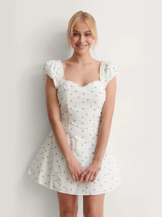 NA-KD Maat EU 34 - Dotted Mini Vrouwen Jurk - White-Beige White/Beige