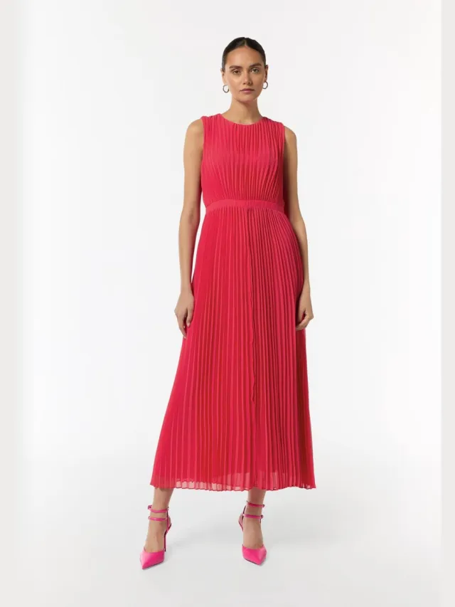 Comma female - Geplooide maxi-jurk met ronde halslijn roze