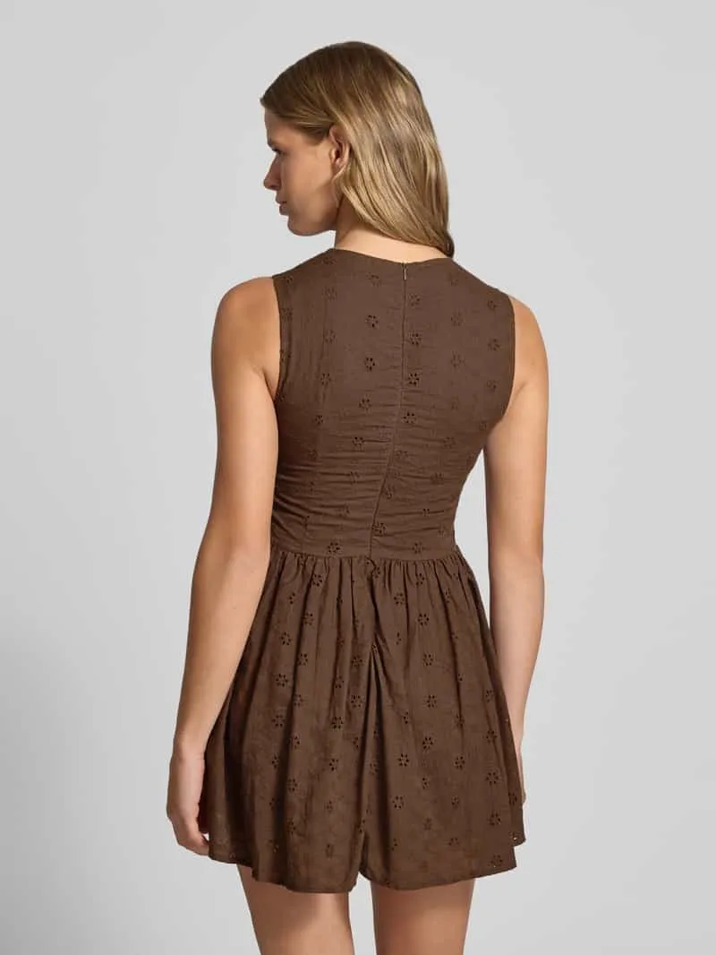 daisy street Minijurk met ajourborduursel model 'HAZELNUT' chocoladebruin, foto 3