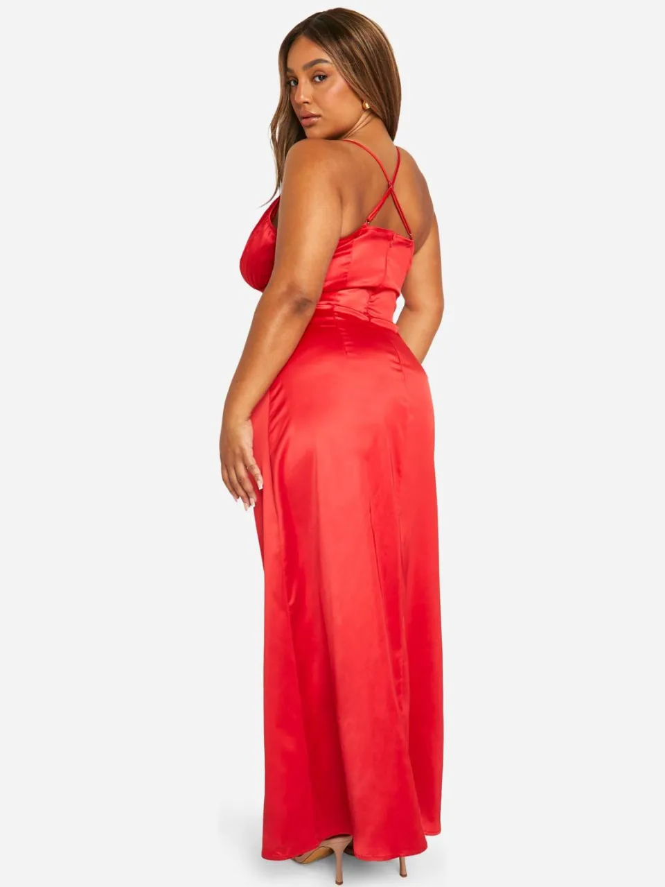 boohoo Dames Plus geplooide cup maxi-jurk rood, foto 2
