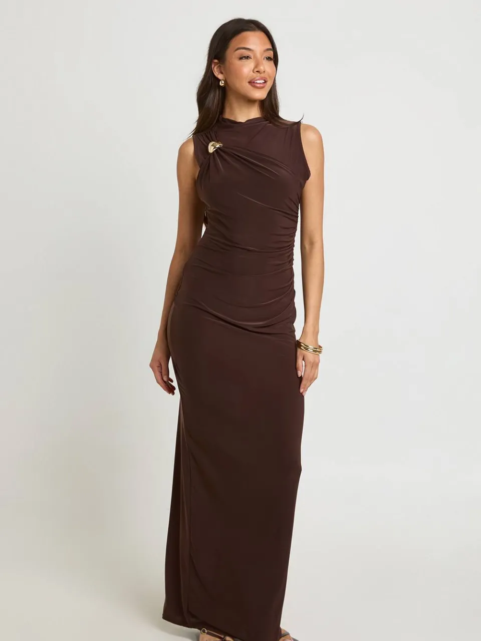 boohoo Dames Slinky Maxi Jurk Met Trim Detail En Ruches chocoladebruin, foto 3