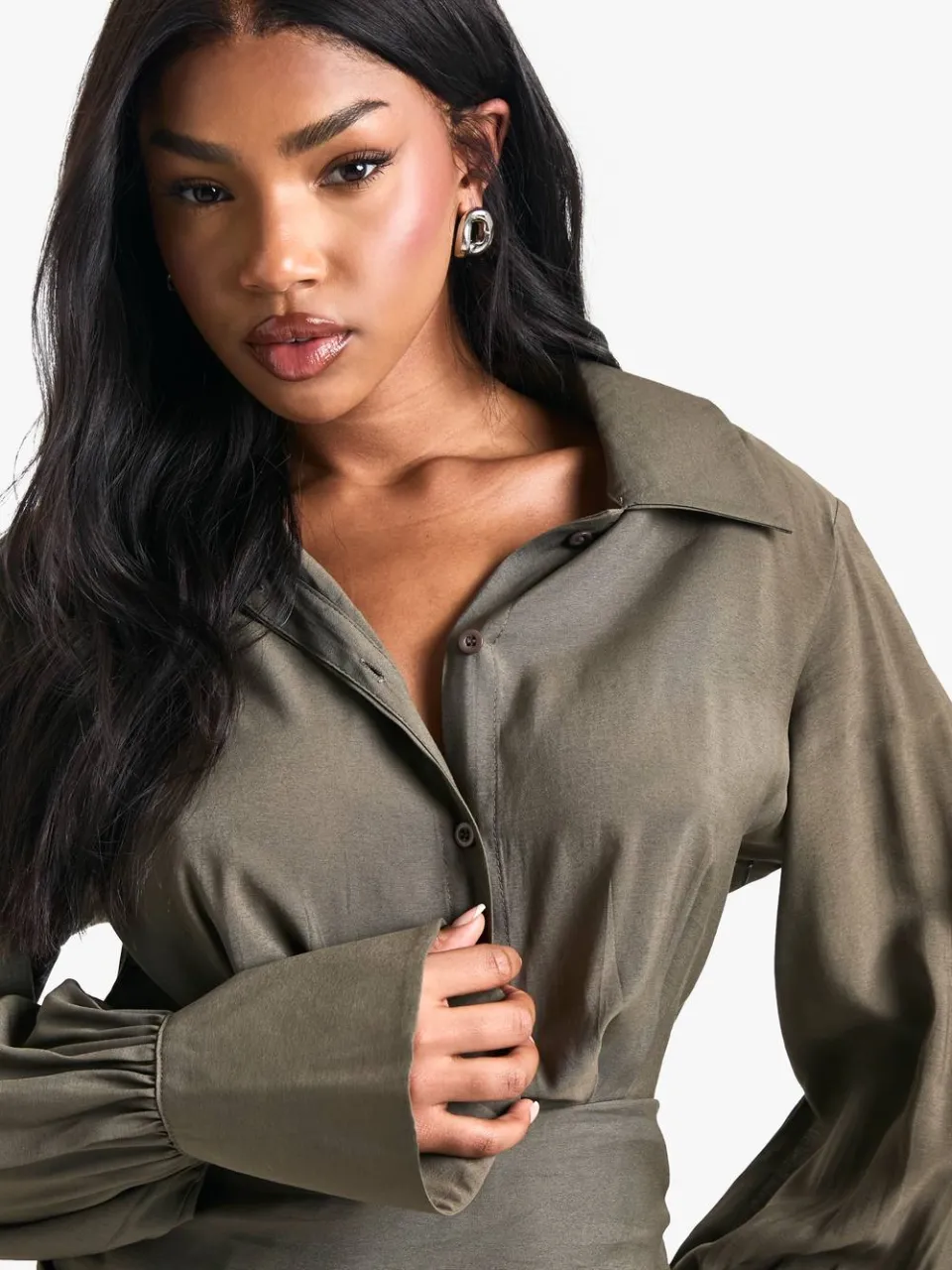 boohoo Dames Shirtdress met geraffleerde details olijf, foto 4