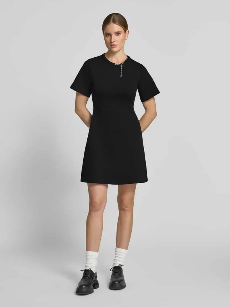 Hugo Slim fit vrijetijdsjurk van katoenmix model 'Neriet' Zwart