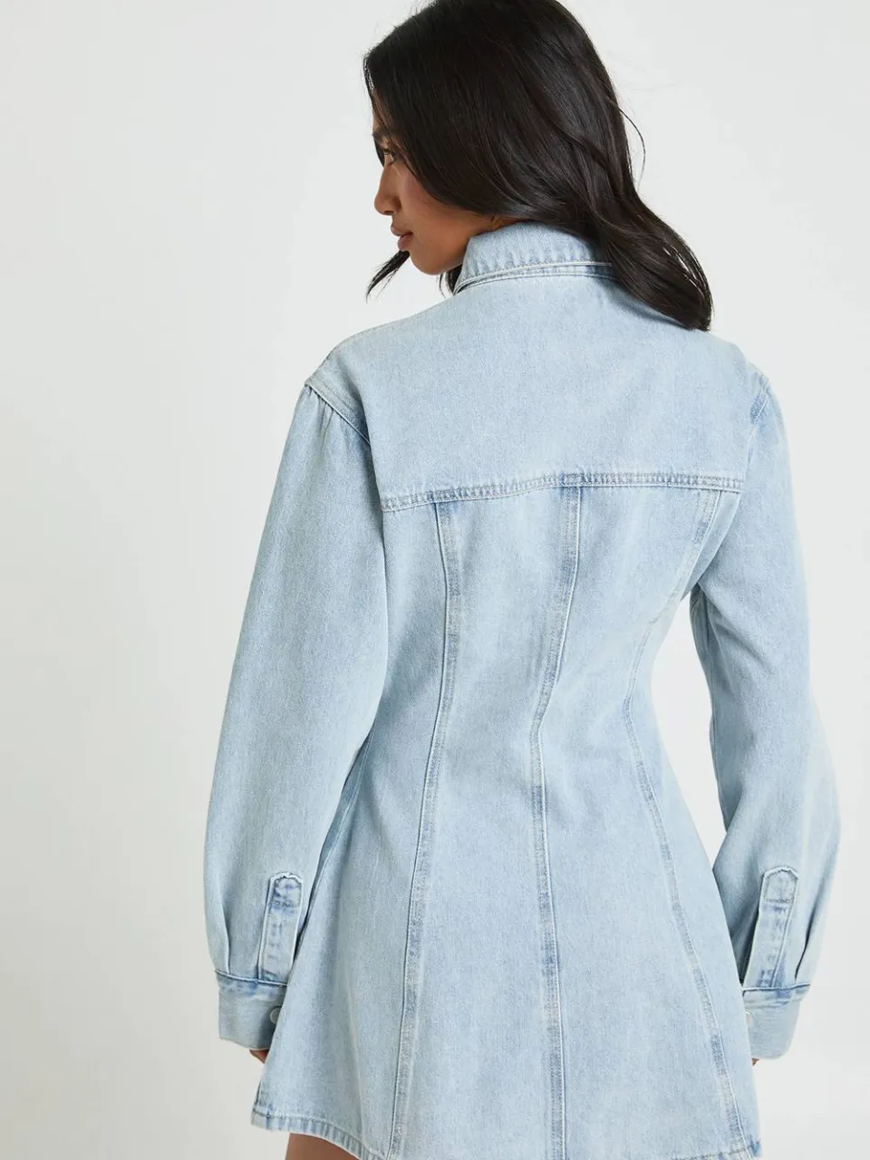 boohoo Dames Petite Denim Jurk Met Lange Mouwen En Getailleerde Taille, foto 2