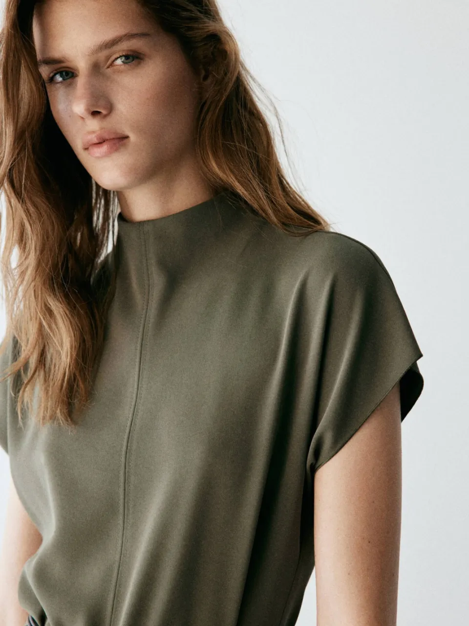 Mango midi jurk met ceintuur - kaki, foto 4