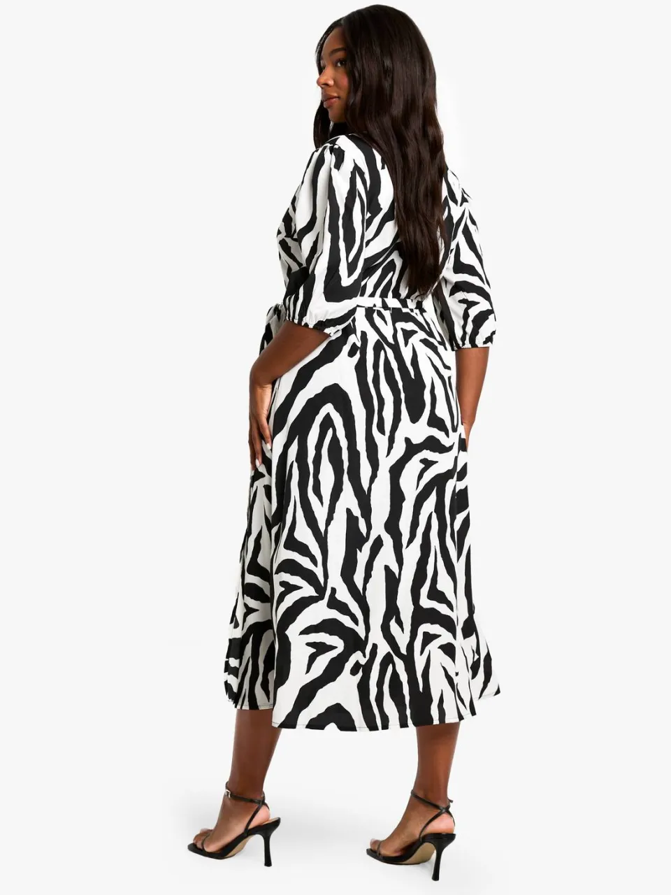 boohoo Dames PLUS GEWEVEN DIERENPRINT WRAP MIDI JURK zwart, foto 2