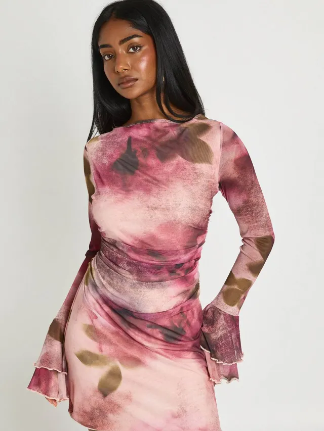 boohoo Dames Mesh Mini Jurk Met Vervaagde Bloemenprint En Uitlopende Mouwen Roos