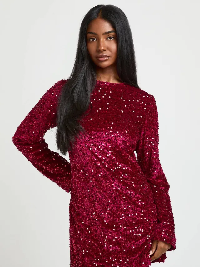 boohoo Dames Fluwelen Pailletten Strik Rug Mini Jurk Bordeaux Rood