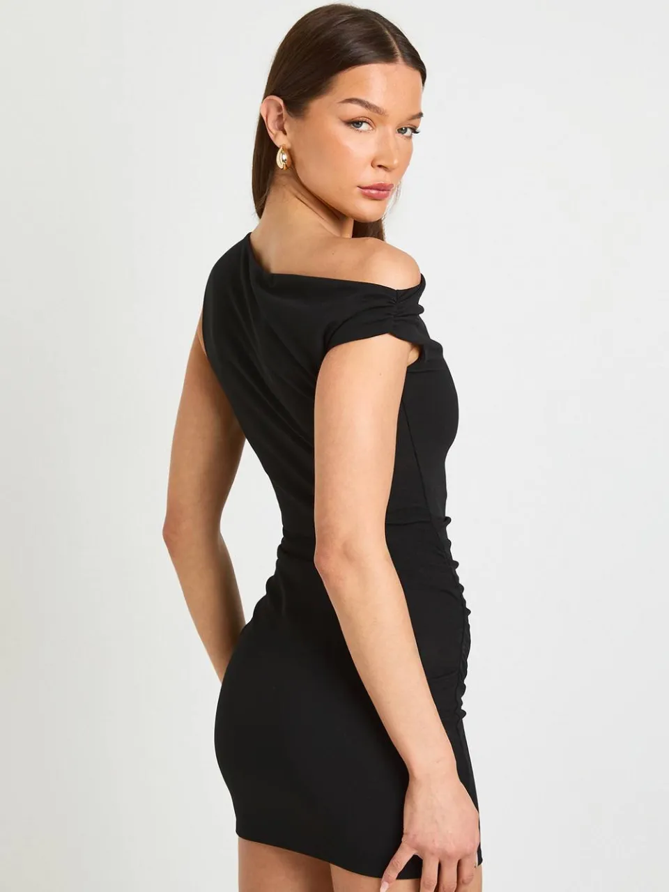 boohoo Dames Jersey Crepe Drape Schouder Mini Jurk zwart, foto 3