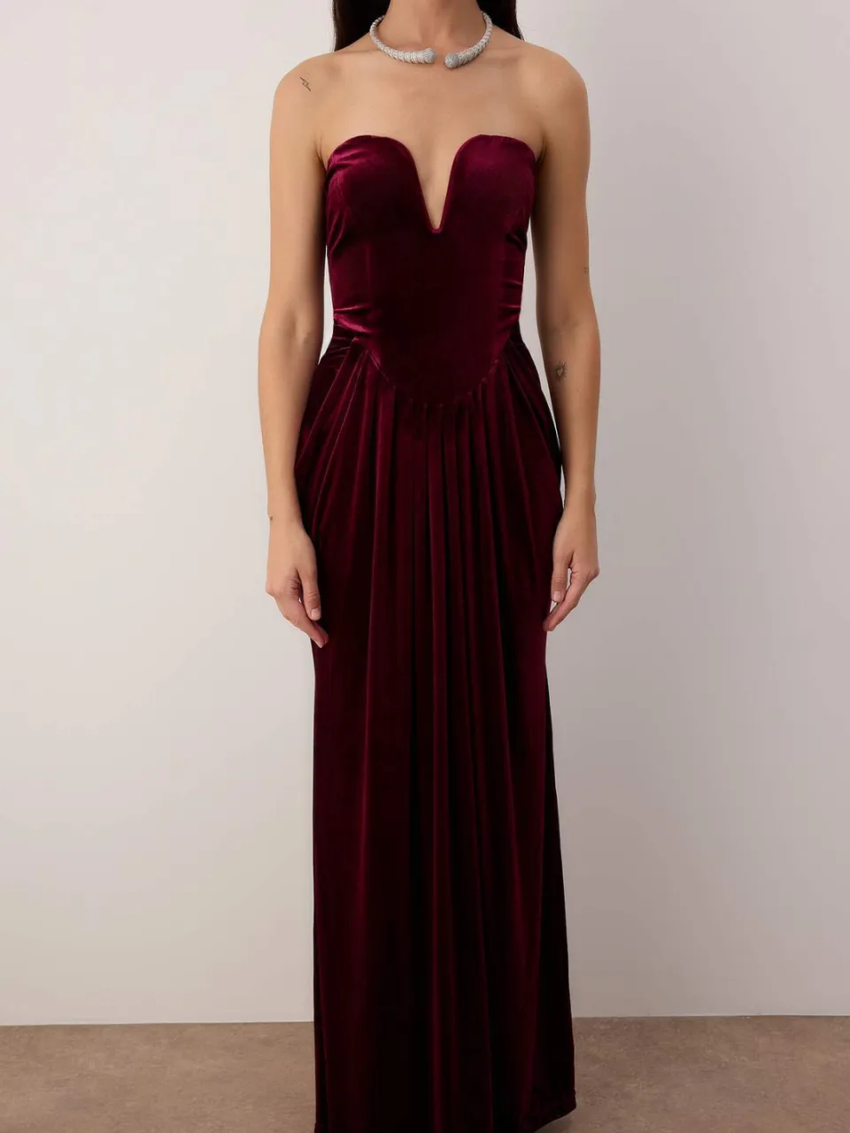 Trendyol TRENDYOLMİLLA Dames Bordeaux Effen Maxi Mouwloos Diploma-uitreiking / Gala Recht Avond & Gala Jurk, foto 2