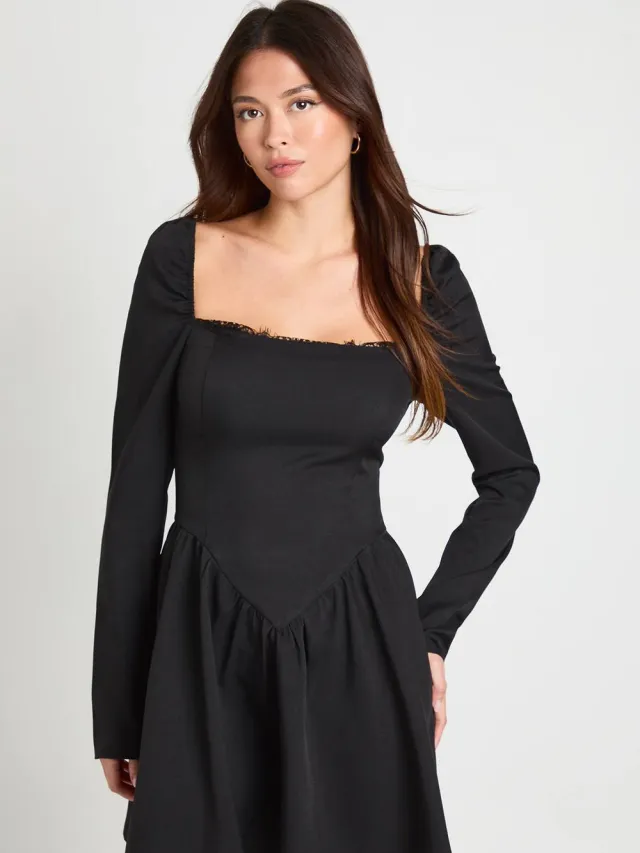 boohoo Dames Melkmeisje-jurk met kanten afwerking en lage taille Zwart