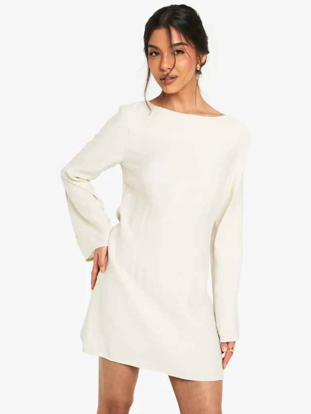 boohoo Dames Linnen lange mouw slash-nek nauwgesneden mini-jurk Natural