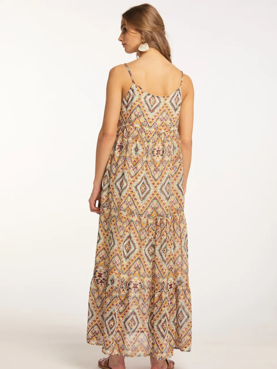 IZIA Maxi Dress with Spaghetti Straps gaya Goud
