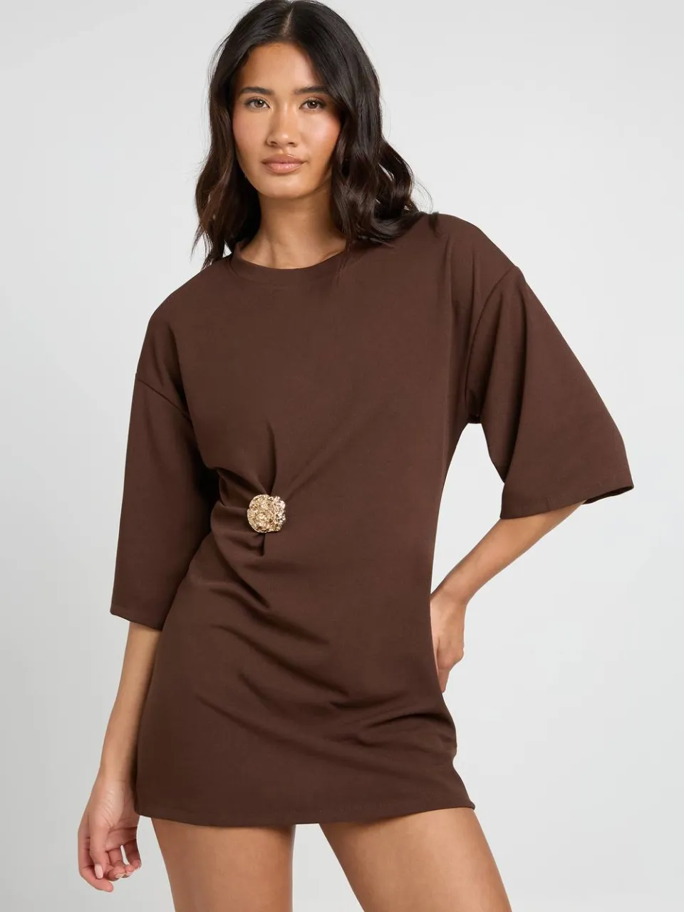 boohoo Dames Geweven Shift Jurk Met Goudkleurige Strik Detail Vooraan, foto 2