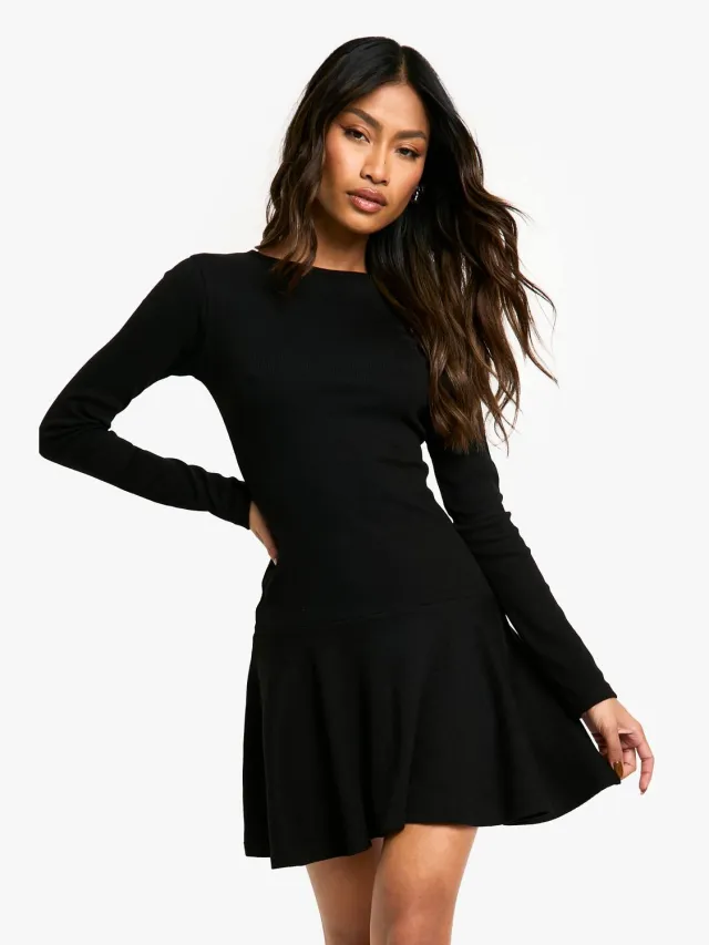 boohoo Dames Rib Dropped Hem Skater Jurk Zwart