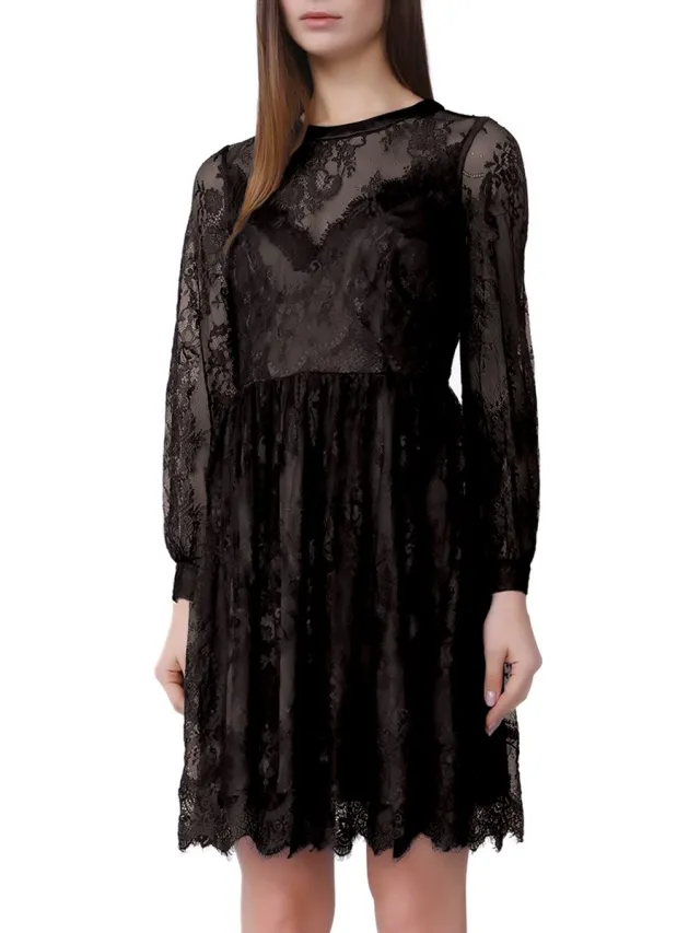 Smart & Joy Lace Skater -jurk en hart halslijn Zwart
