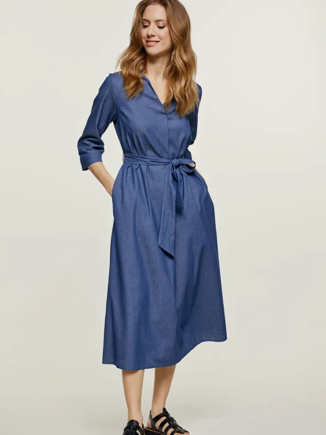 Conquista Hemelsblauwe Midi Dress met Riem