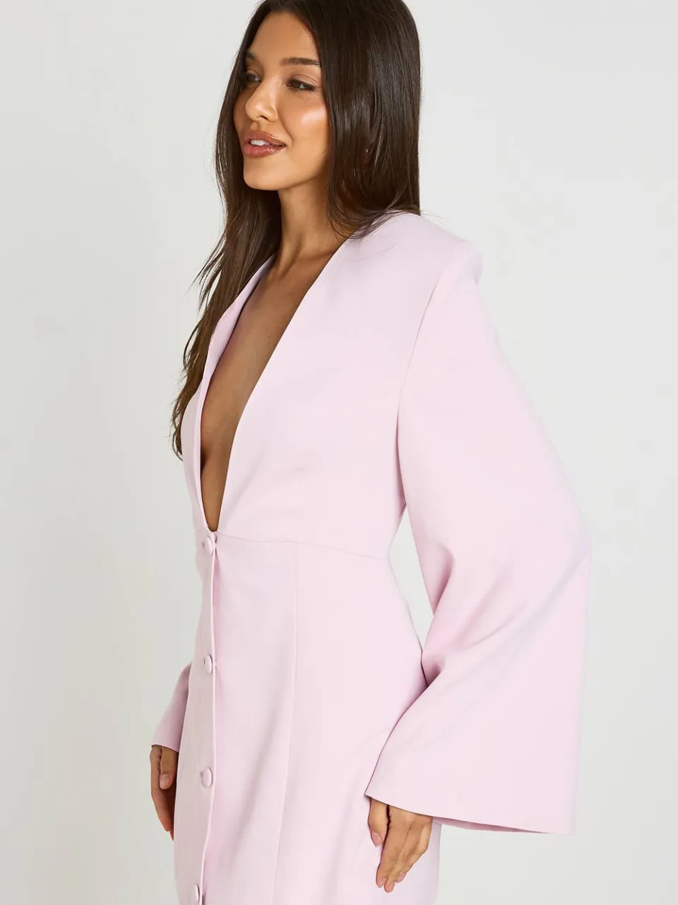 boohoo Dames Getailleerde Blazerjurk Met Diepe V-hals En Gestructureerde Schoudervulling pastelroze, foto 4