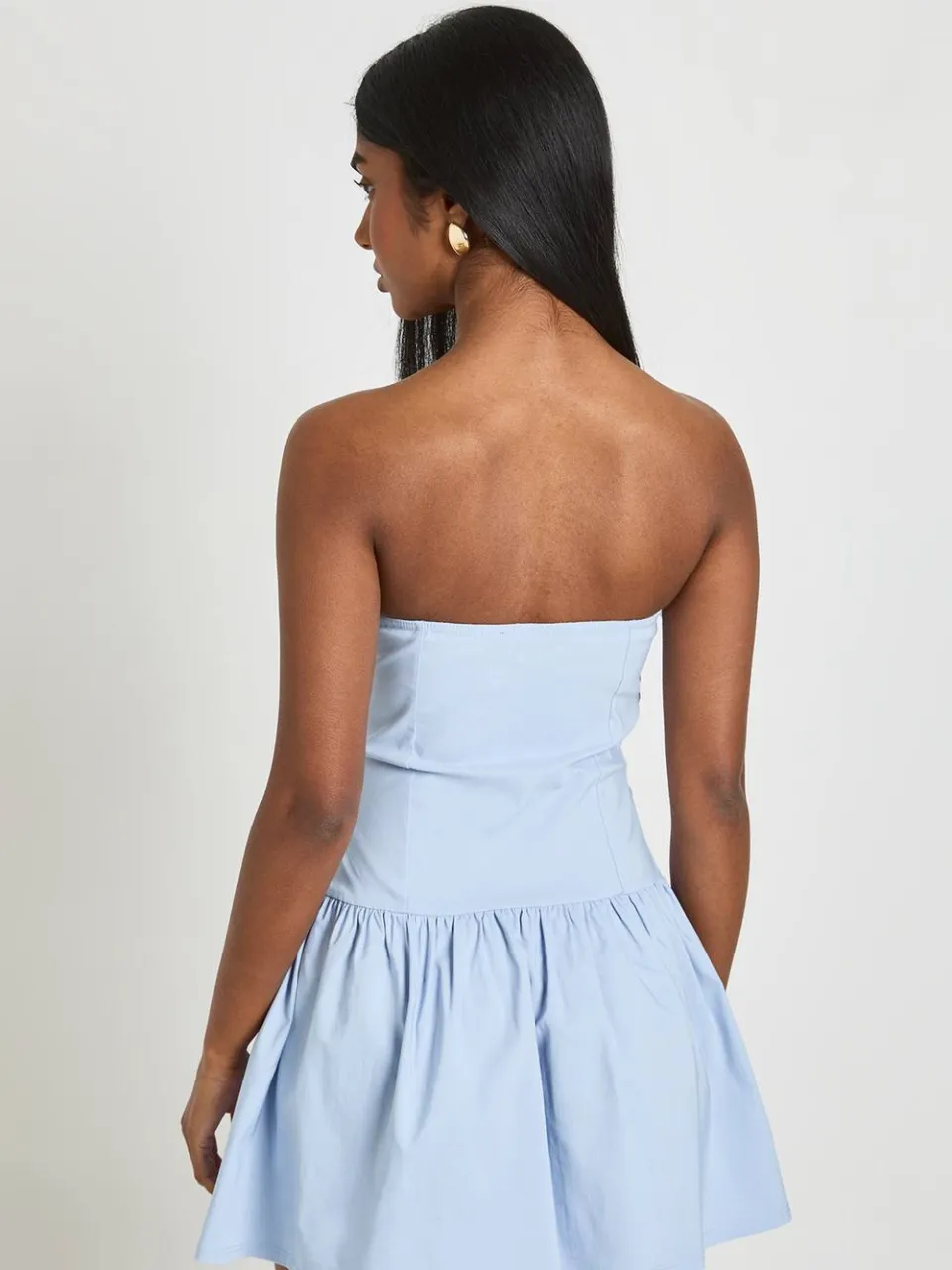 boohoo Dames Bengaline Bandeau Jurk Met Plooien En Skater Rok babyblauw, foto 3