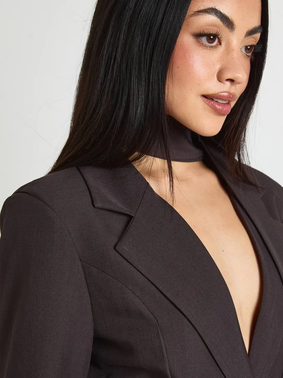 boohoo Dames Blazerjurk Met Sjaaltjesdetail espresso, foto 4