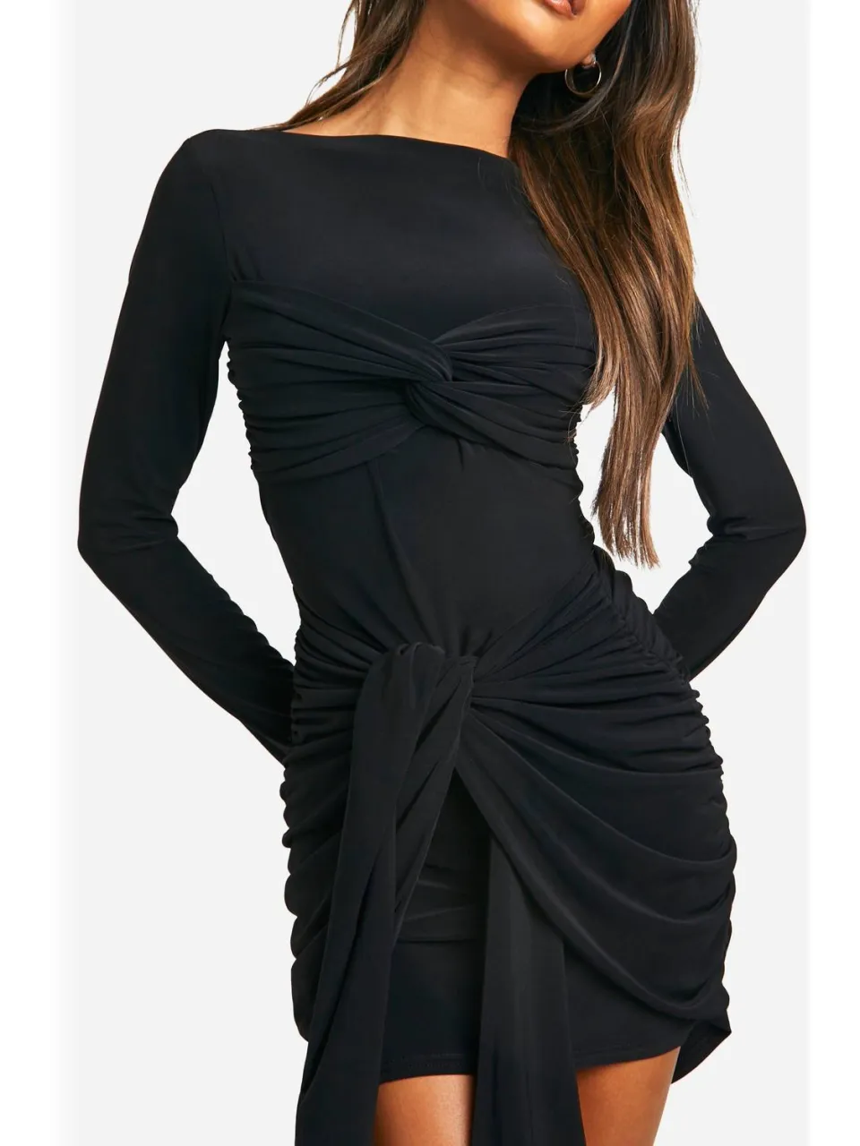 boohoo Dames Ruched Twist Detail Mini Jurk zwart, foto 3