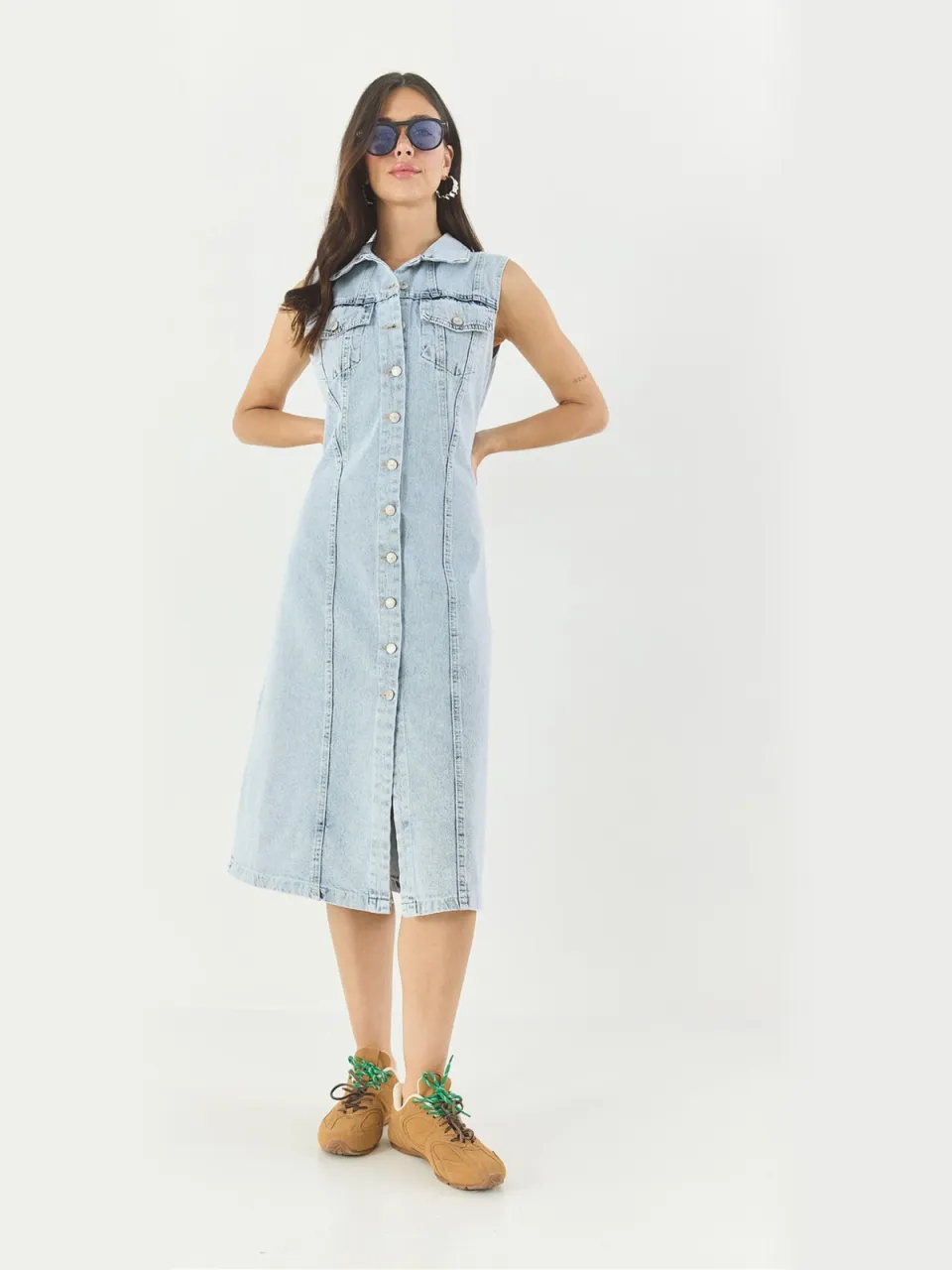Bianco Lucci Aangemeten Denim Midi-jurk met Knopsluiting, foto 2
