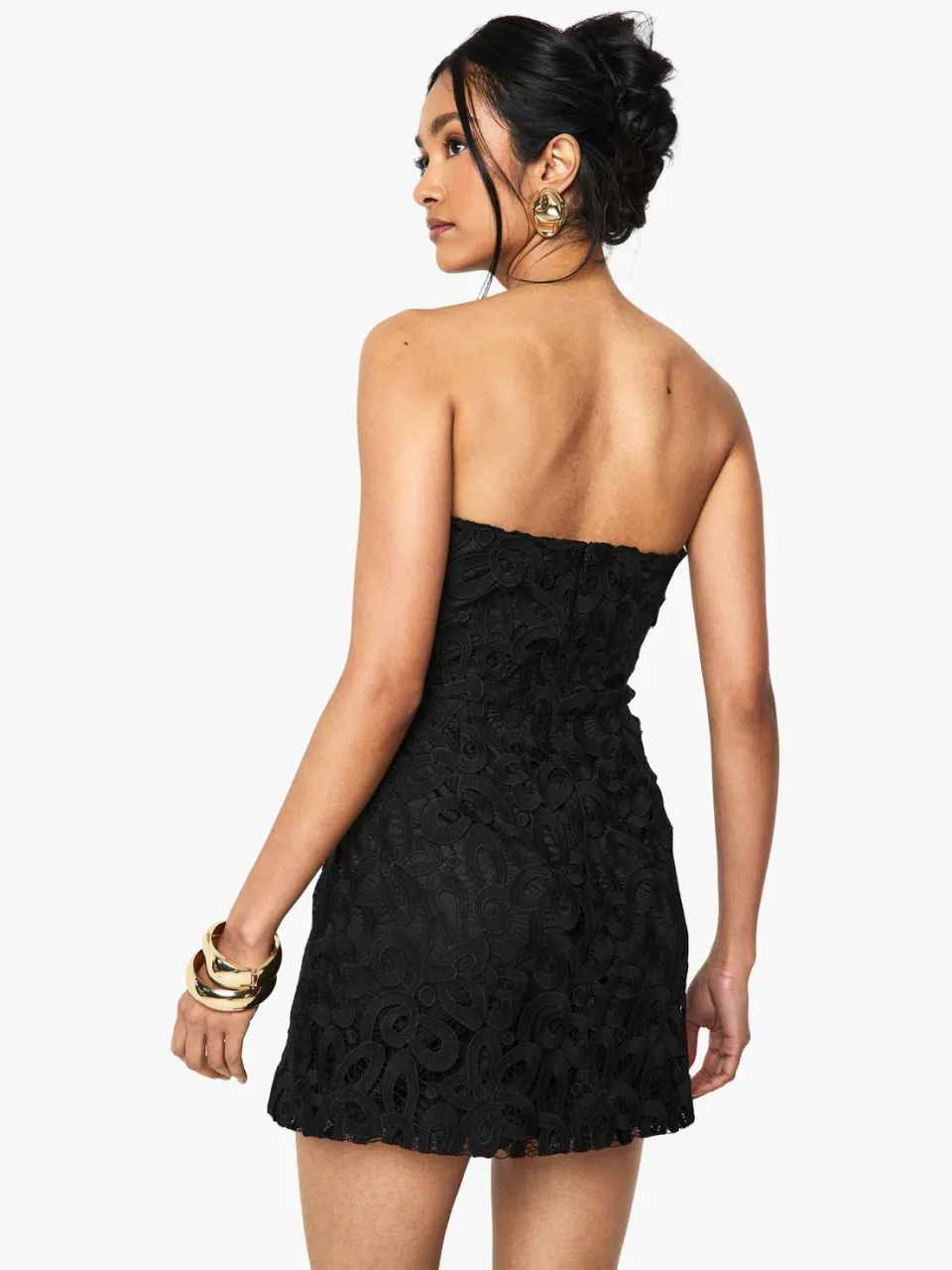 boohoo Dames Premium kanten bandeau mini-jurk zwart, foto 2