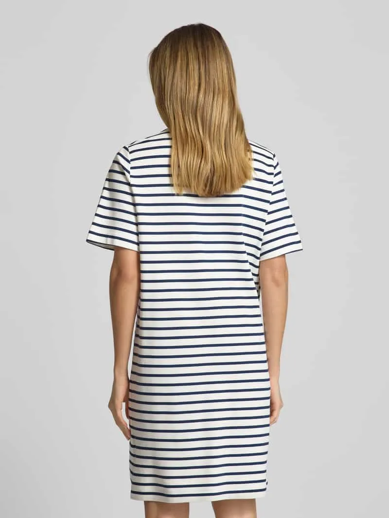 Max Mara Knielange T-shirtjurk met plooien opzij, model 'PIREO' wit, foto 4