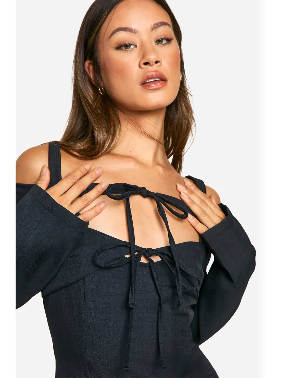 boohoo Dames Tall Bardot Cut Out Getailleerde Mini-Jurk zwart, foto 3