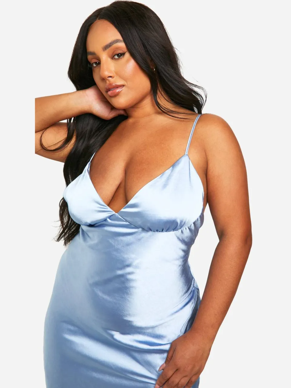 boohoo Dames Plus Bruidsmeisje Satijn Jurk met Bandjes Maxi blauw, foto 4