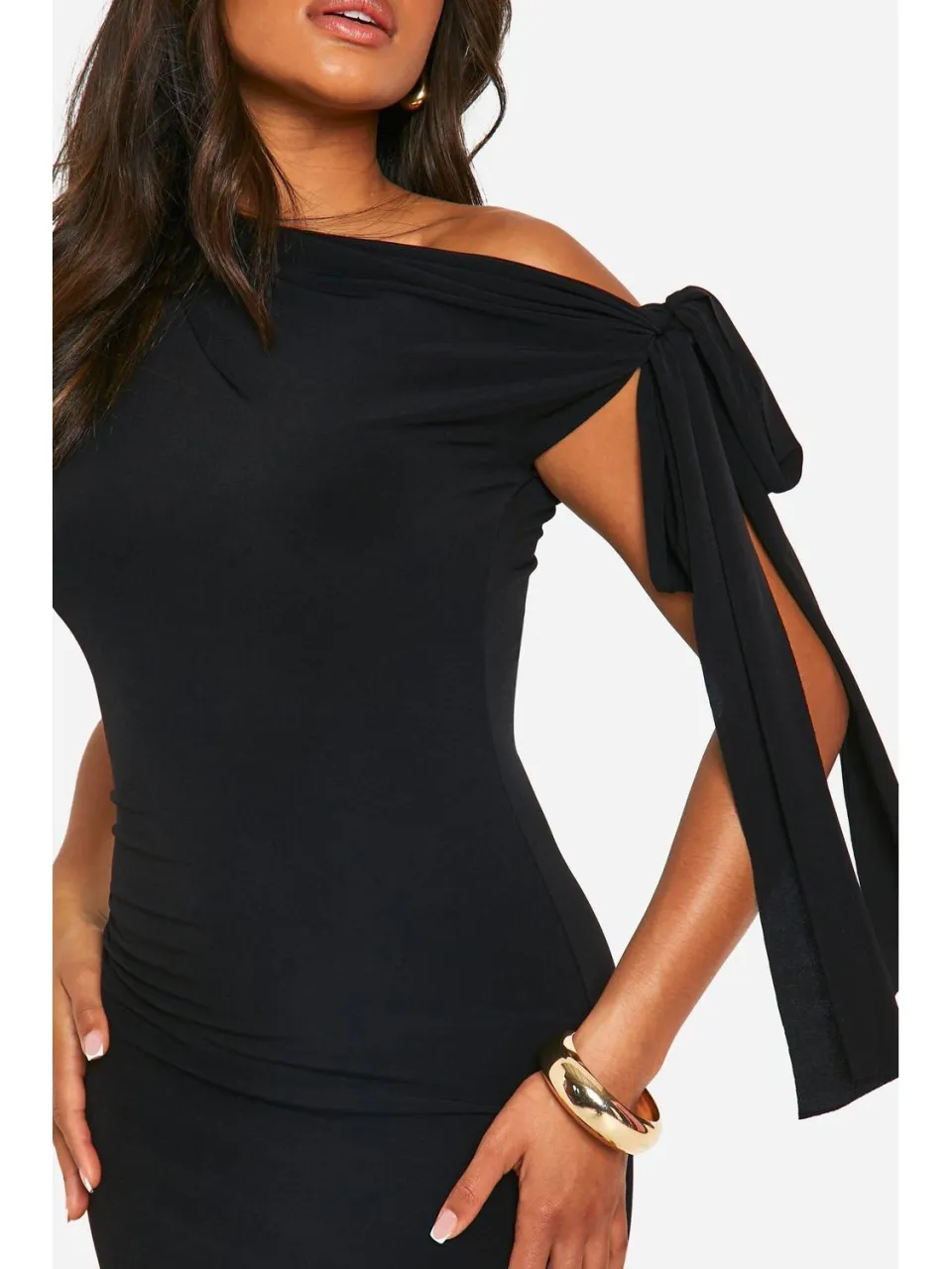 boohoo Dames Ruched Slinky Off The Shoulder Mini Jurk zwart, foto 3