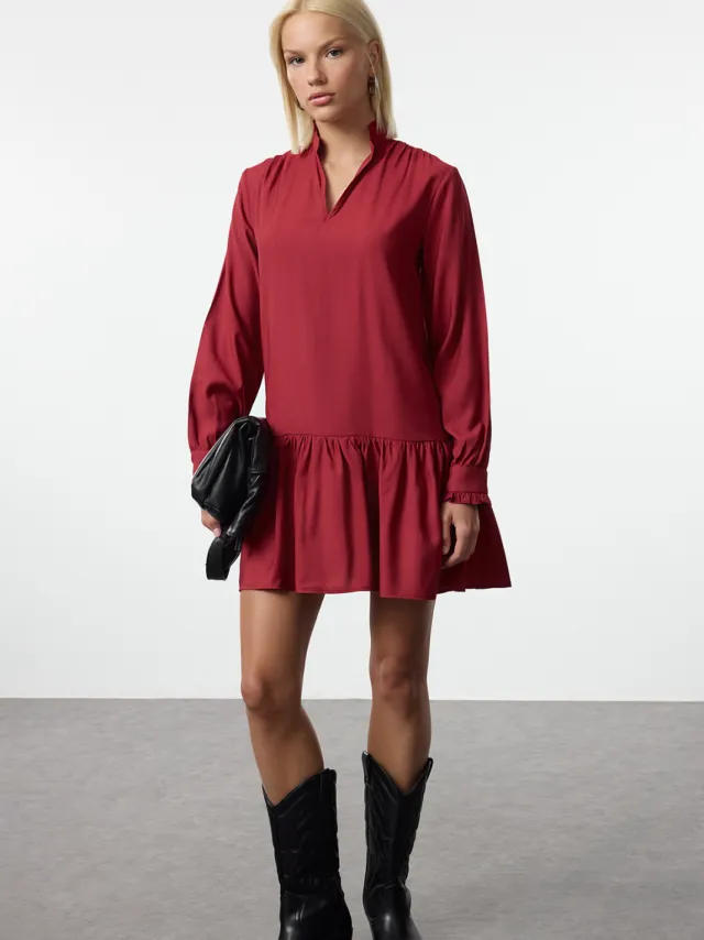 Trendyol TRENDYOLMİLLA Dames Bordeaux Effen Kort / Mini Lang Casual Recht Jurken Bordeauxrood