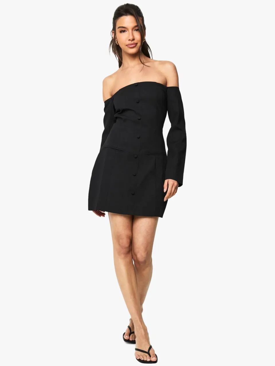 boohoo Dames Bardot Tailored Button Down Mini Jurk zwart, foto 3