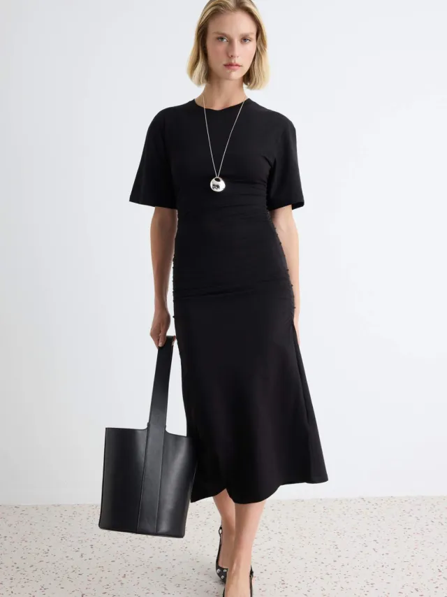 Trendyol TRENDYOLMİLLA Dames Zwart Effen Midi Kort Asymmetrisch Jurken