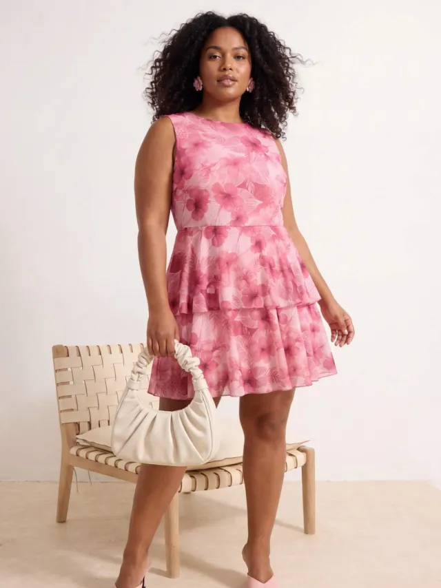 Trendyol Curve Dames Roze Bloemen Kort / Mini Mouwloos Skater Grote maten Jurk